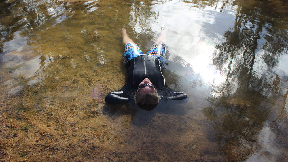 swimming is peaceful & relaxing innot hot springs queensland ...