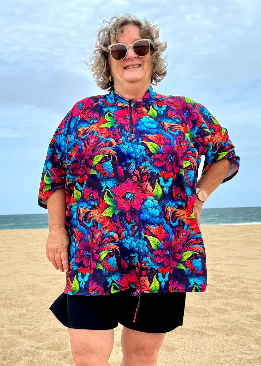 plus size colourful print baggy rash guard short sleeve womens