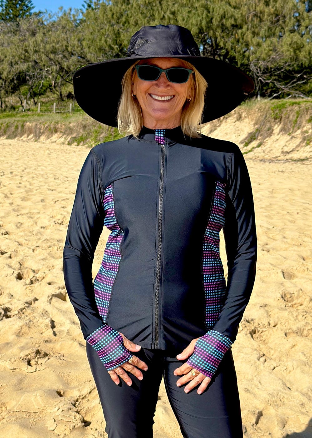 UV Protective Long Sleeve Swim Guard with Extended Hand Coverage