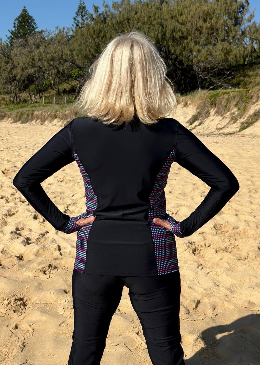 Long Sleeve Rash Guard with Hand Protection - Image 4