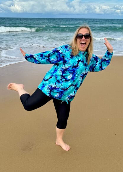 Plus Size Loose Fit Long Sleeve Chlorine Resistant Rash Guard - Image 4